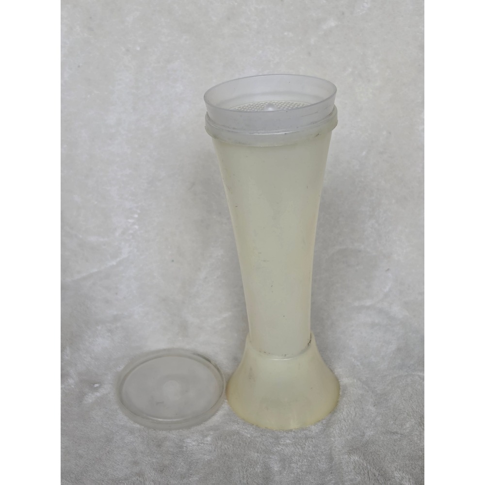 Vintage Tupperware Jifi Sift sifter